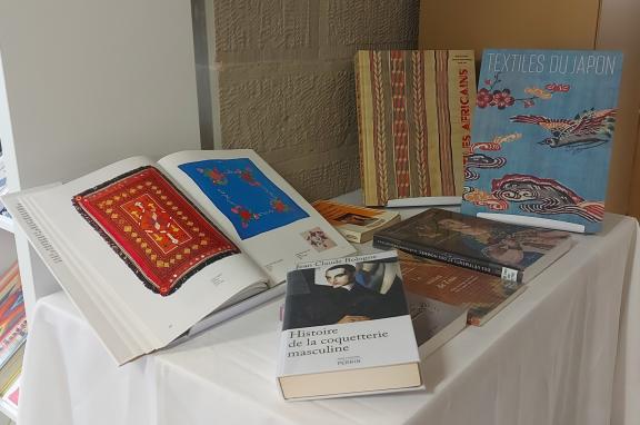 Table thématique « Textiles &amp; vêtements »