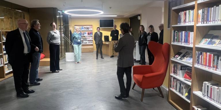 Photo de l'inauguration du Salon de la Bnu 